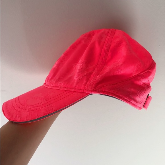 SOLD-Lululemon hat - Picture 1 of 4